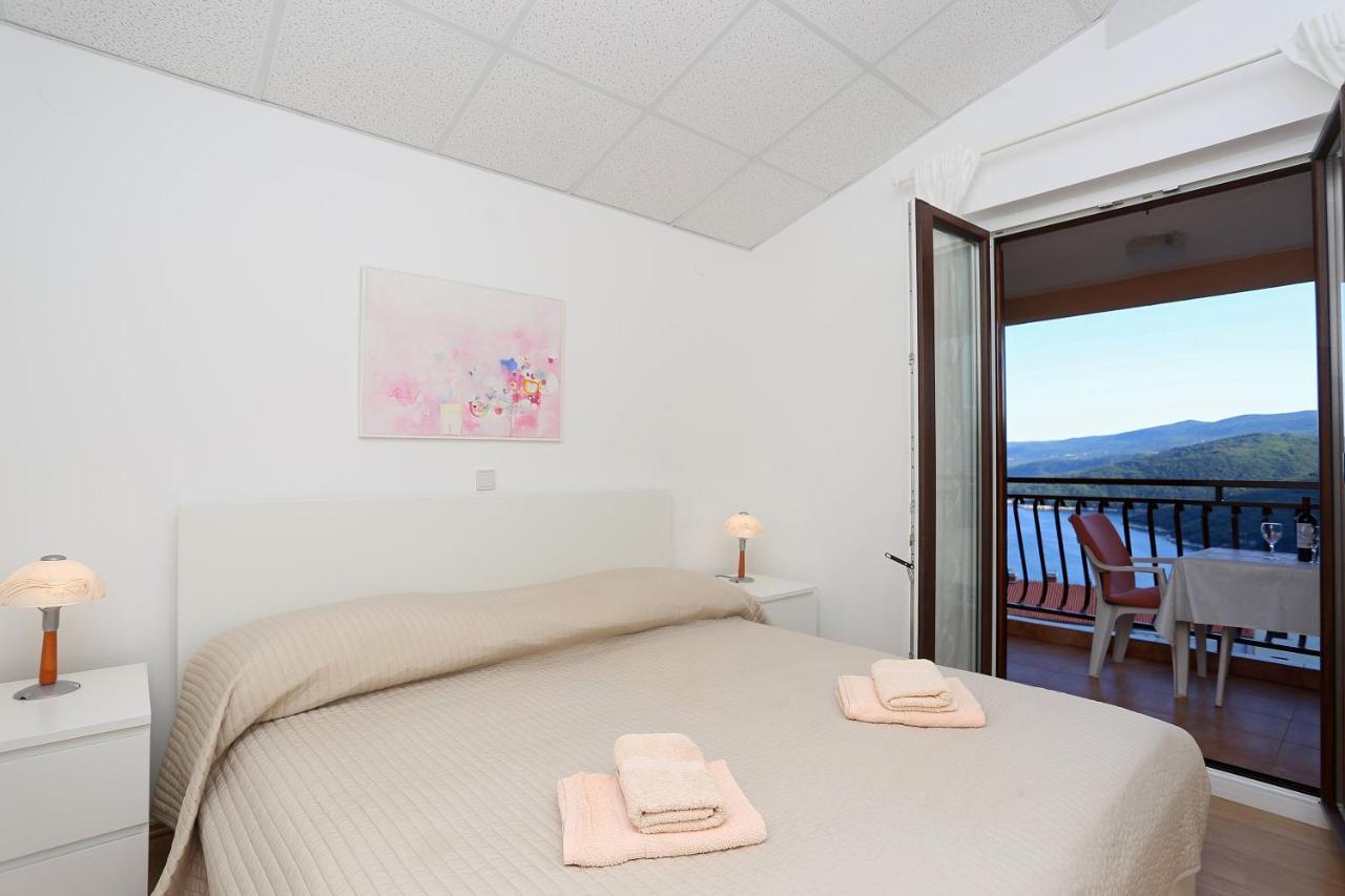 Apartments Emilia ราบัซ ภายนอก รูปภาพ